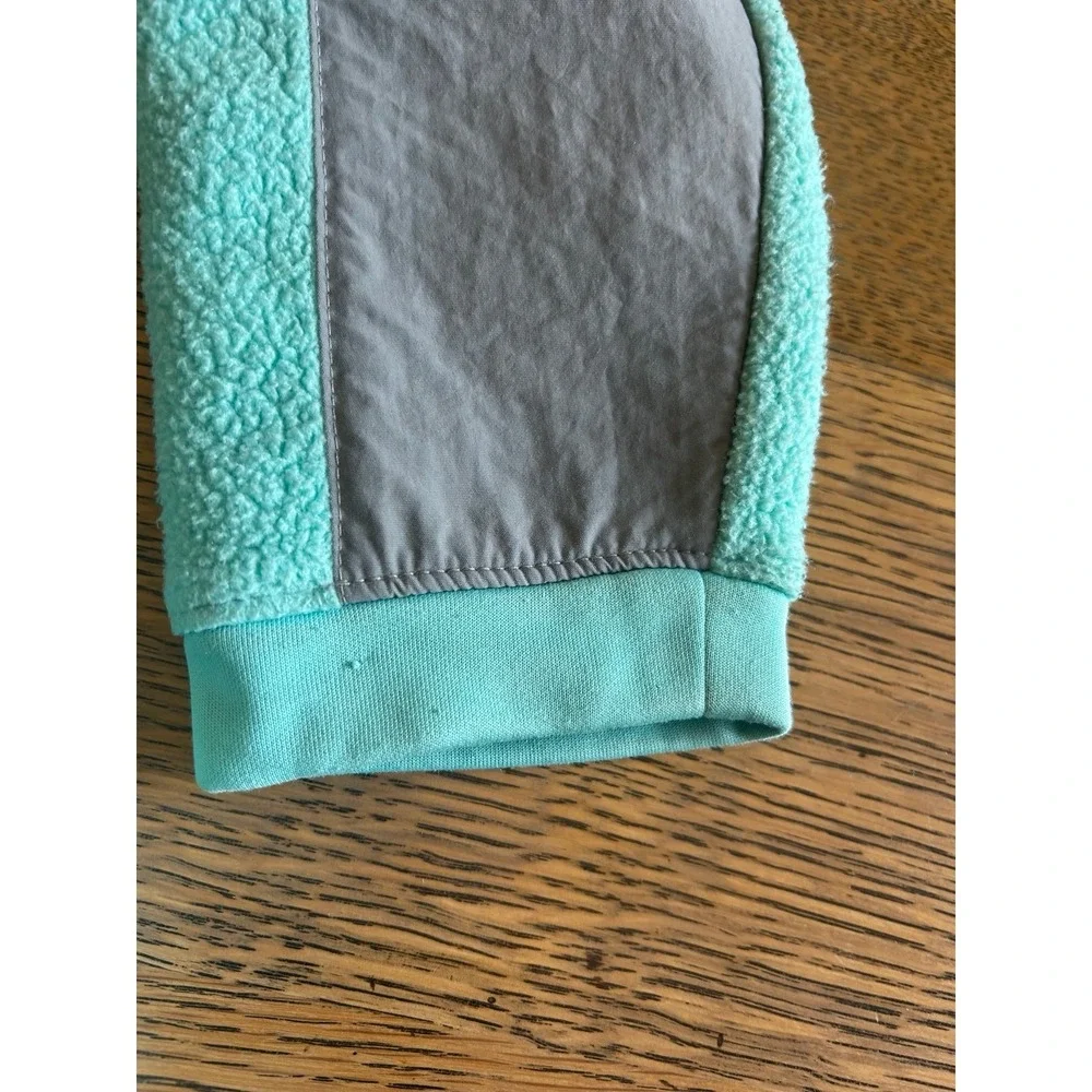 The North Face Girls' Fleece Zip-Up Jacket –‎ Size Large (14/16)